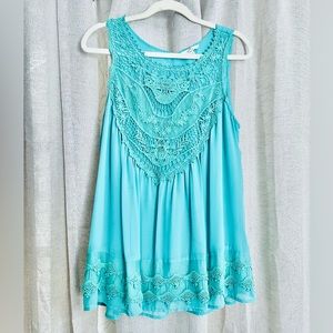 Women’s size M jade color lace sleveless tank top